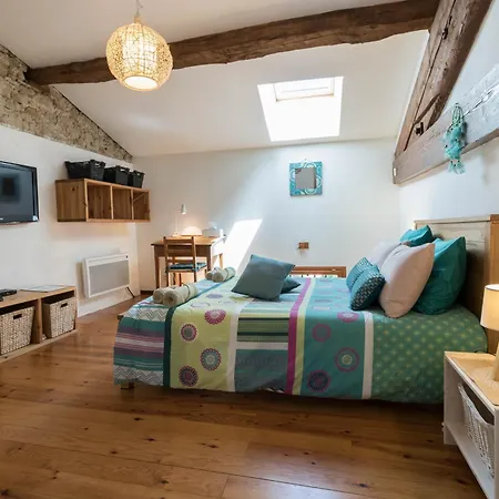 בית הארחה En Pascot - Avec Salle De Bain Privative Et 2 Avec Salle De Bain Commune - Billard, Jardin Et Barbecue - A 10 Min De Villefranche, Nailloux Et Du Canal Du Midi - A Louer Separement Ou Ensemble Lagarde (Haute-Garonne)