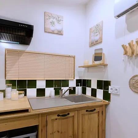 Guest house En Pascot: Charming With Two Additional